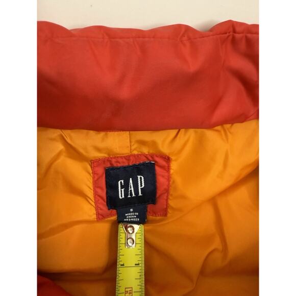 Gap Women's Down Filled Quilted Puffer Vest Size Medium Red Full Zip Nylon - Picture 6 of 9
